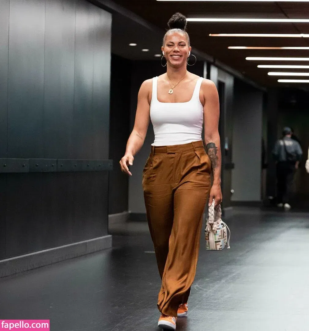 Alysha Clark / alysha_clark / alyshaclark / https: Onlyfans Photo Gallery 