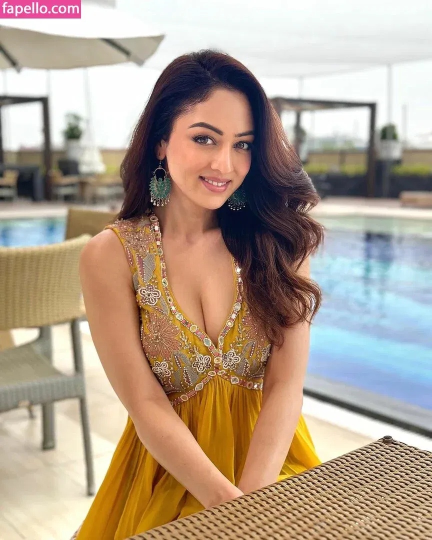 Sandeepa Dhar / iamsandeepadhar Onlyfans Photo Gallery 