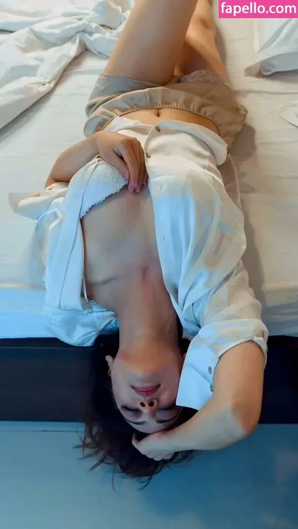 Sandeepa Dhar / iamsandeepadhar Onlyfans Photo Gallery 