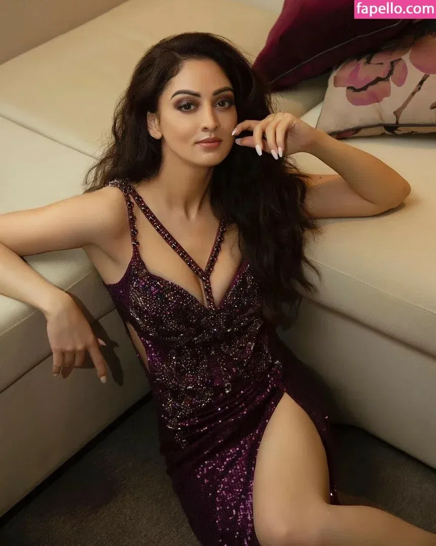 Sandeepa Dhar / iamsandeepadhar Onlyfans Photo Gallery 
