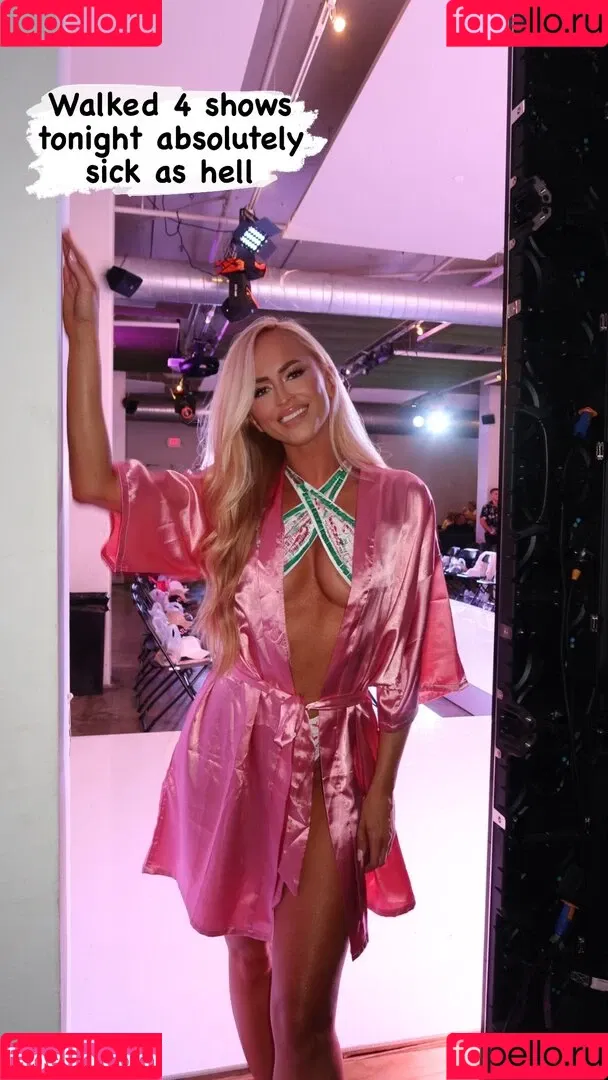 Danielle Moinet / DanielleMoinet / Summer Rae Onlyfans Photo Gallery 