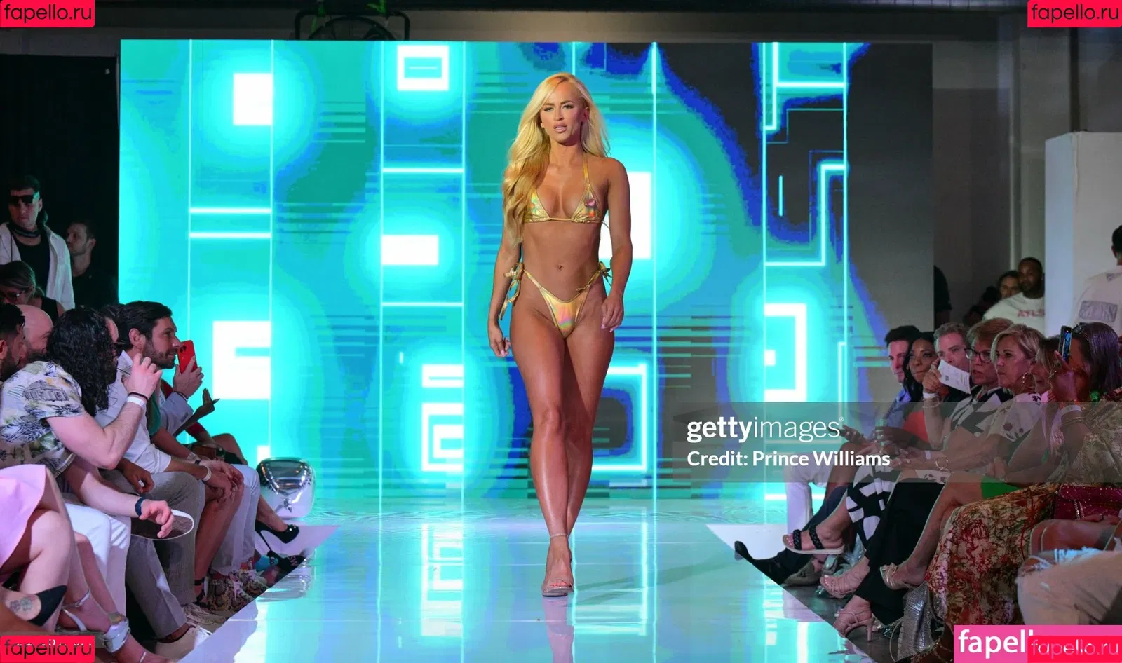 Danielle Moinet / DanielleMoinet / Summer Rae Onlyfans Photo Gallery 