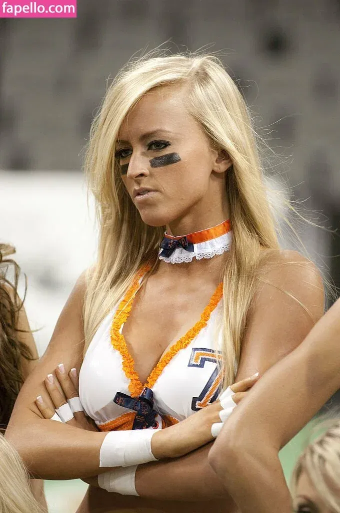 Danielle Moinet / DanielleMoinet / Summer Rae Onlyfans Photo Gallery 