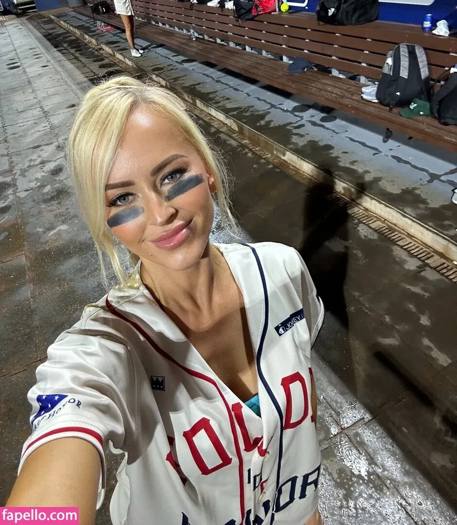 Danielle Moinet / DanielleMoinet / Summer Rae Onlyfans Photo Gallery 