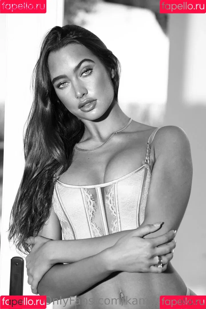 Kamila Davies / kamila_davies / kamiladavies Onlyfans Photo Gallery 