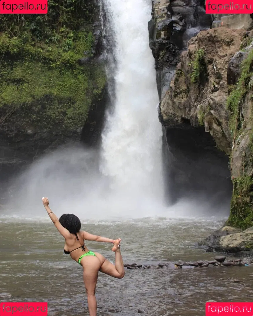 Feelinfree / Riddim Rida / faceyterri Onlyfans Photo Gallery 
