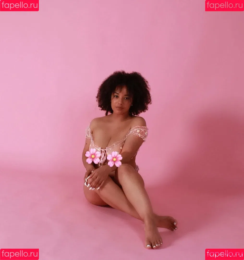 Feelinfree / Riddim Rida / faceyterri Onlyfans Photo Gallery 