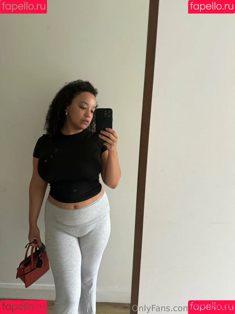 Feelinfree / Riddim Rida / faceyterri Onlyfans Photo Gallery 