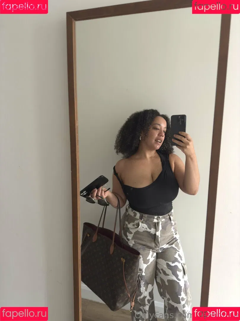 Feelinfree / Riddim Rida / faceyterri Onlyfans Photo Gallery 