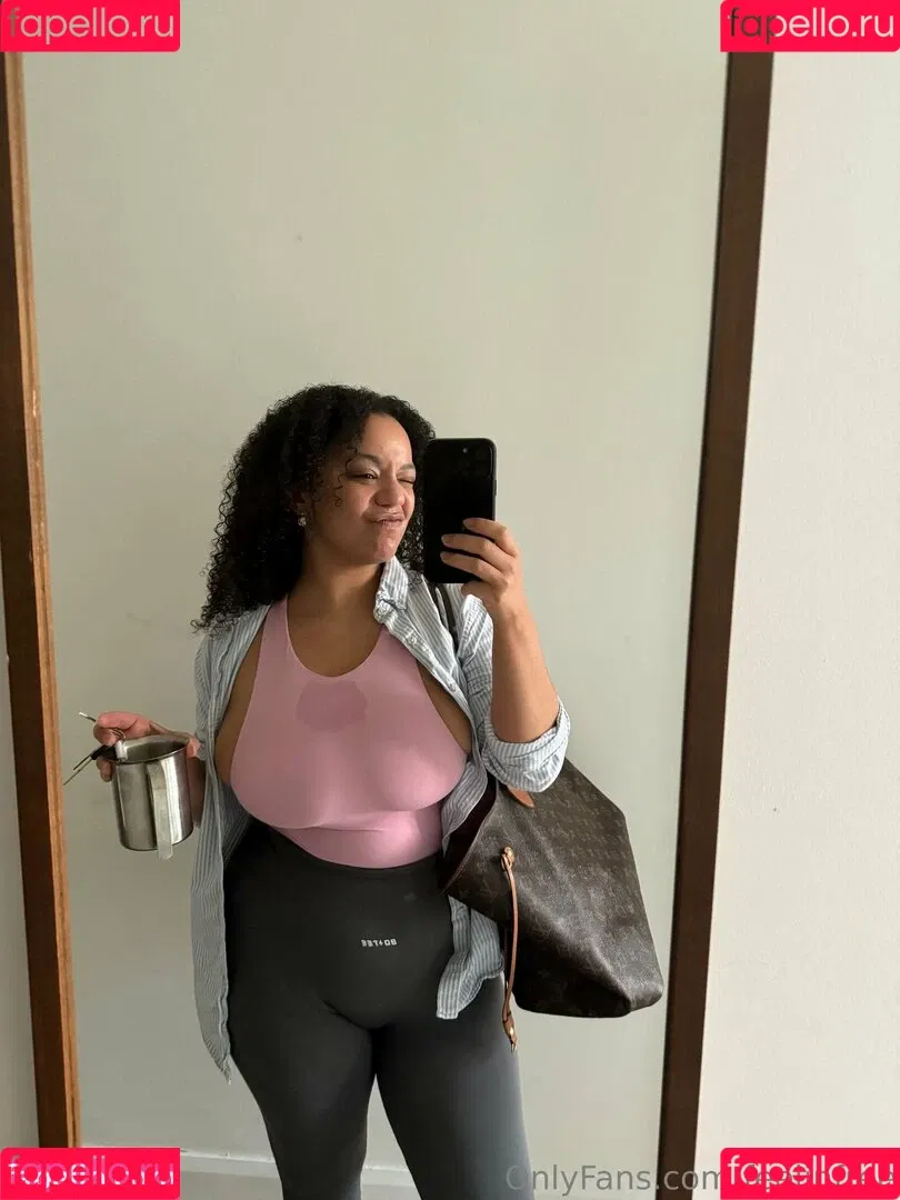 Feelinfree / Riddim Rida / faceyterri Onlyfans Photo Gallery 