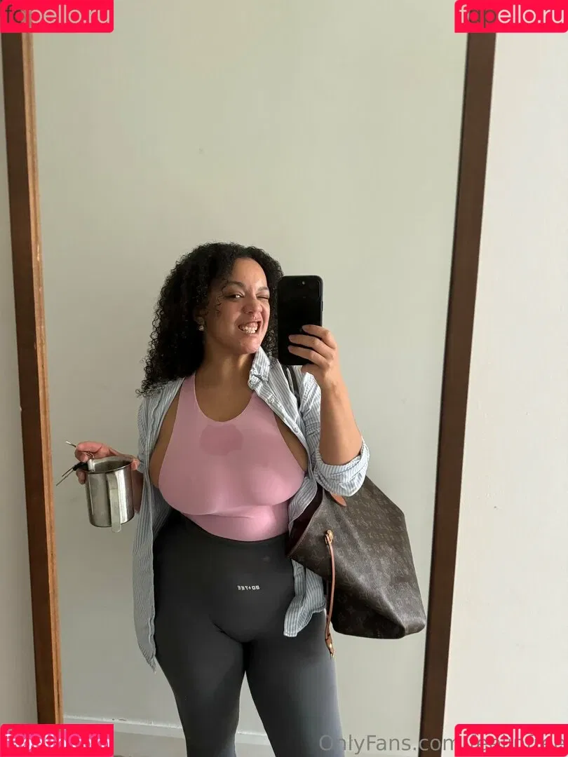 Feelinfree / Riddim Rida / faceyterri Onlyfans Photo Gallery 