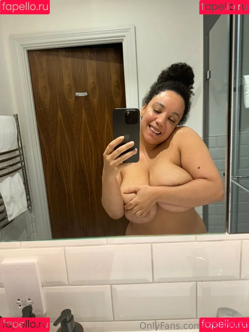 Feelinfree / Riddim Rida / faceyterri Onlyfans Photo Gallery 
