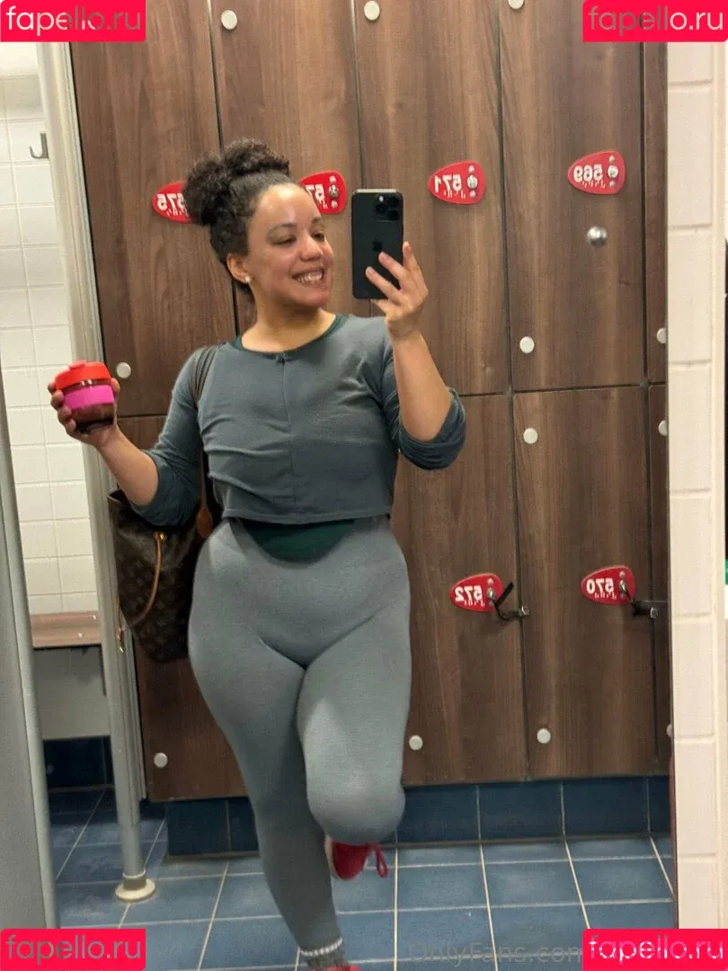 Feelinfree / Riddim Rida / faceyterri Onlyfans Photo Gallery 