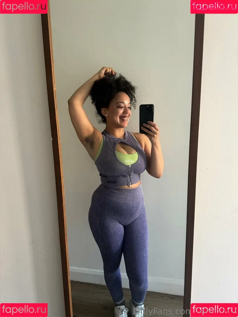 Feelinfree / Riddim Rida / faceyterri Onlyfans Photo Gallery 