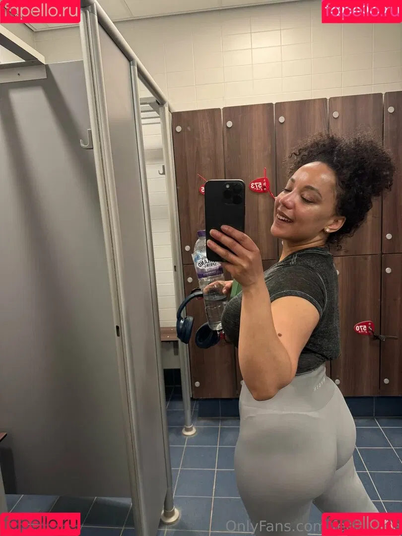 Feelinfree / Riddim Rida / faceyterri Onlyfans Photo Gallery 