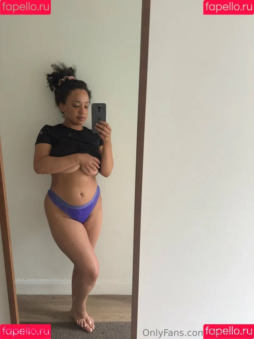 Feelinfree / Riddim Rida / faceyterri Onlyfans Photo Gallery 