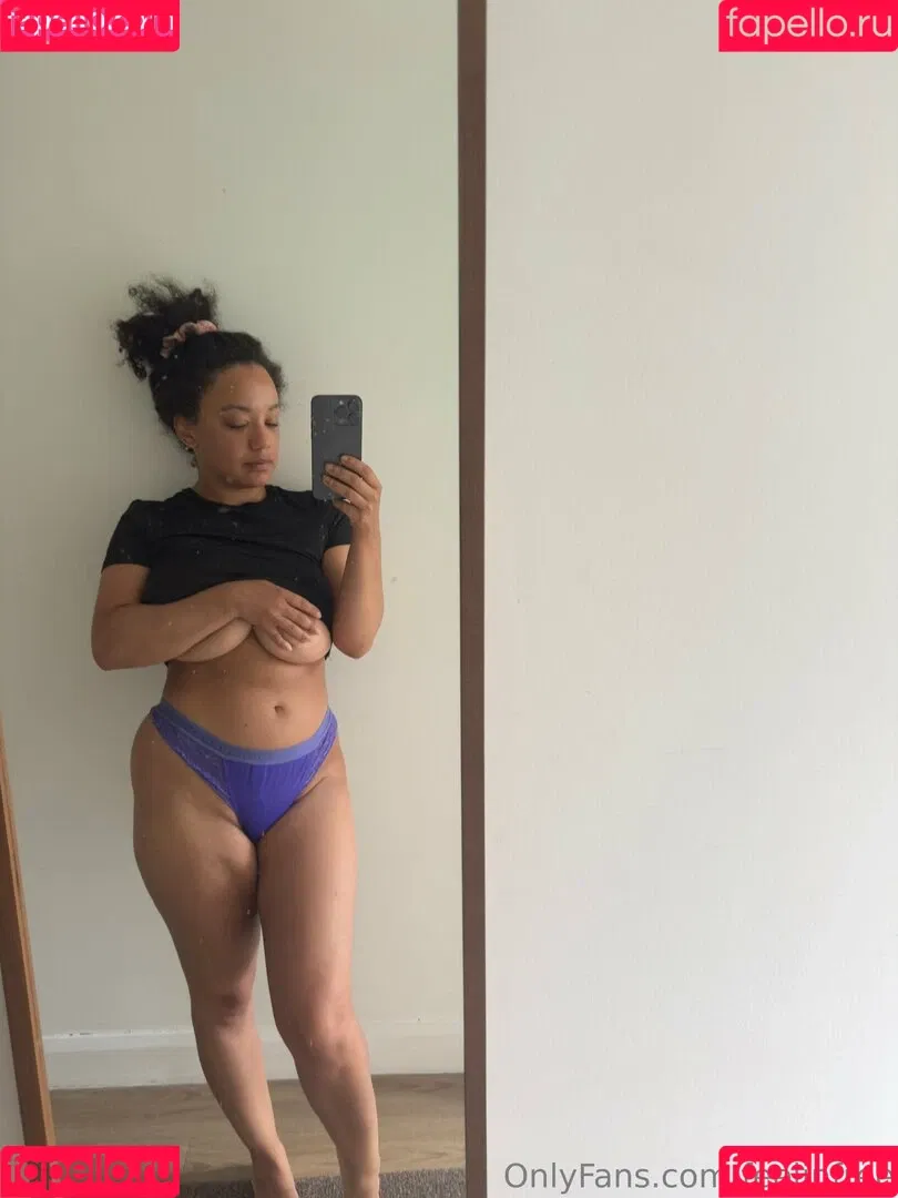 Feelinfree / Riddim Rida / faceyterri Onlyfans Photo Gallery 