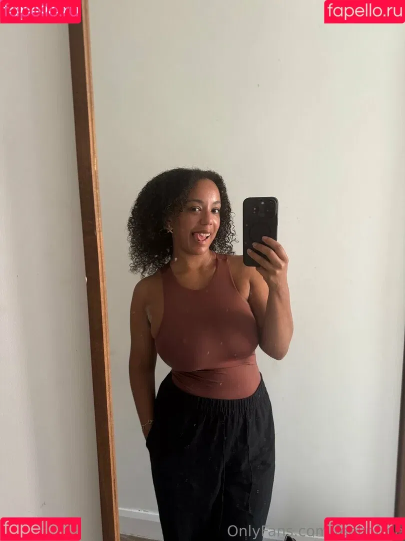 Feelinfree / Riddim Rida / faceyterri Onlyfans Photo Gallery 