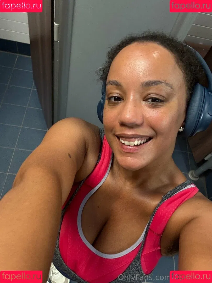 Feelinfree / Riddim Rida / faceyterri Onlyfans Photo Gallery 