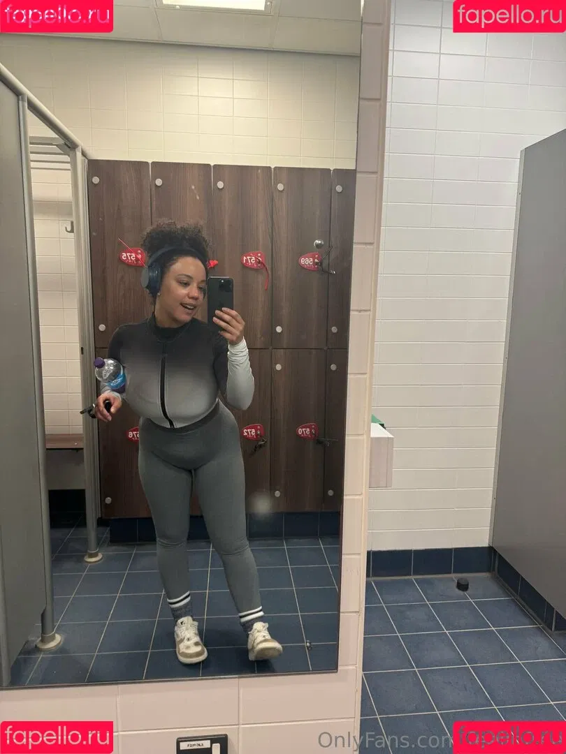 Feelinfree / Riddim Rida / faceyterri Onlyfans Photo Gallery 