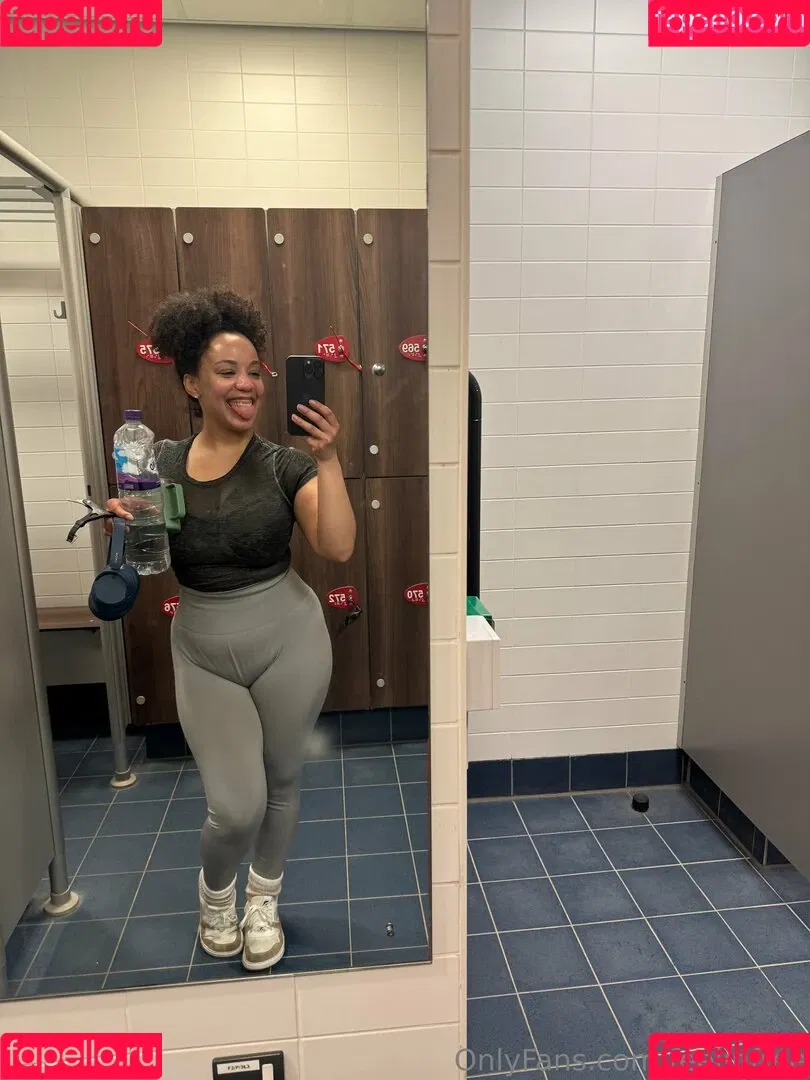 Feelinfree / Riddim Rida / faceyterri Onlyfans Photo Gallery 
