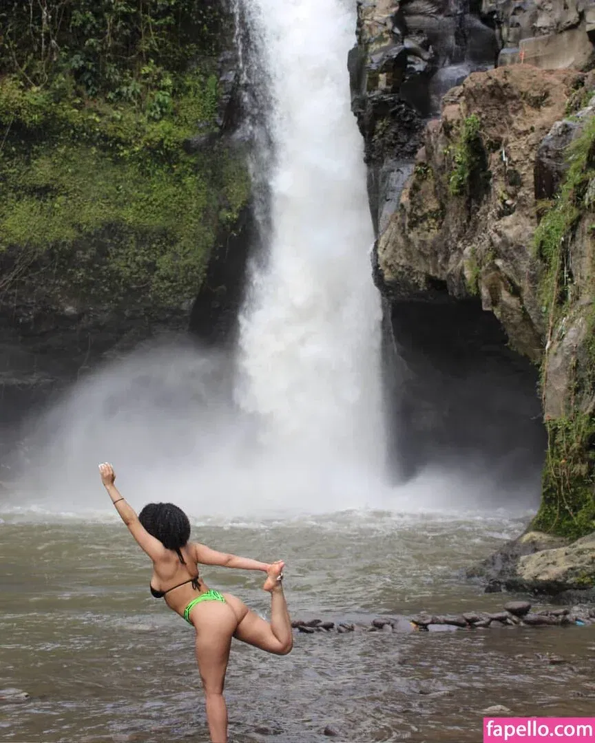 Feelinfree / Riddim Rida / faceyterri Onlyfans Photo Gallery 