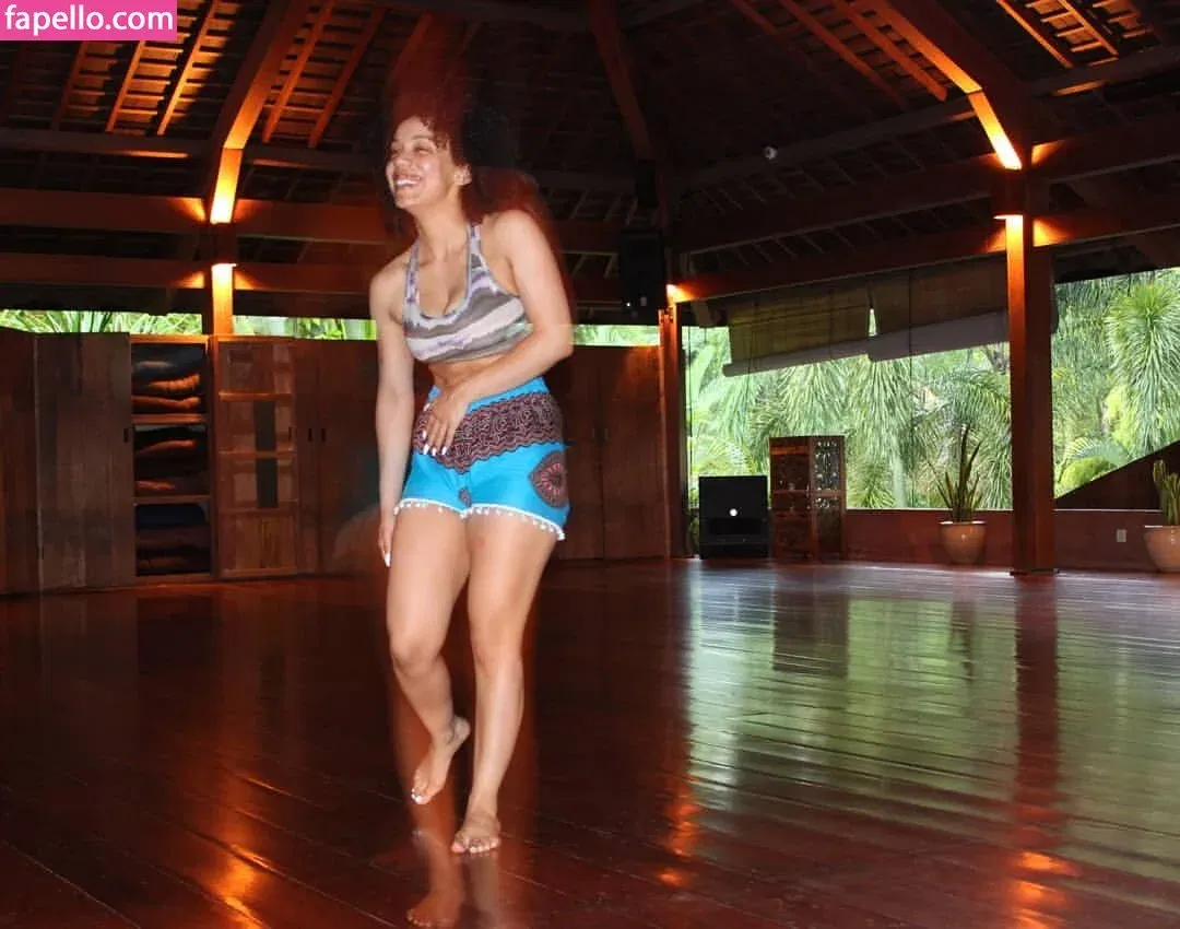 Feelinfree / Riddim Rida / faceyterri Onlyfans Photo Gallery 