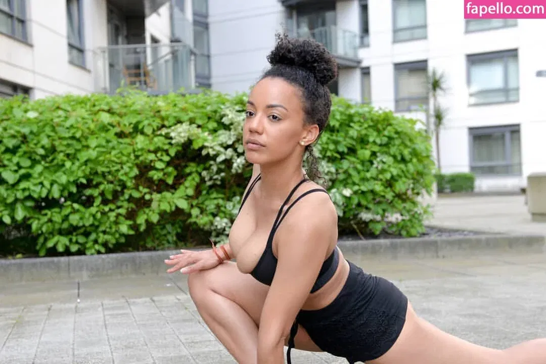 Feelinfree / Riddim Rida / faceyterri Onlyfans Photo Gallery 