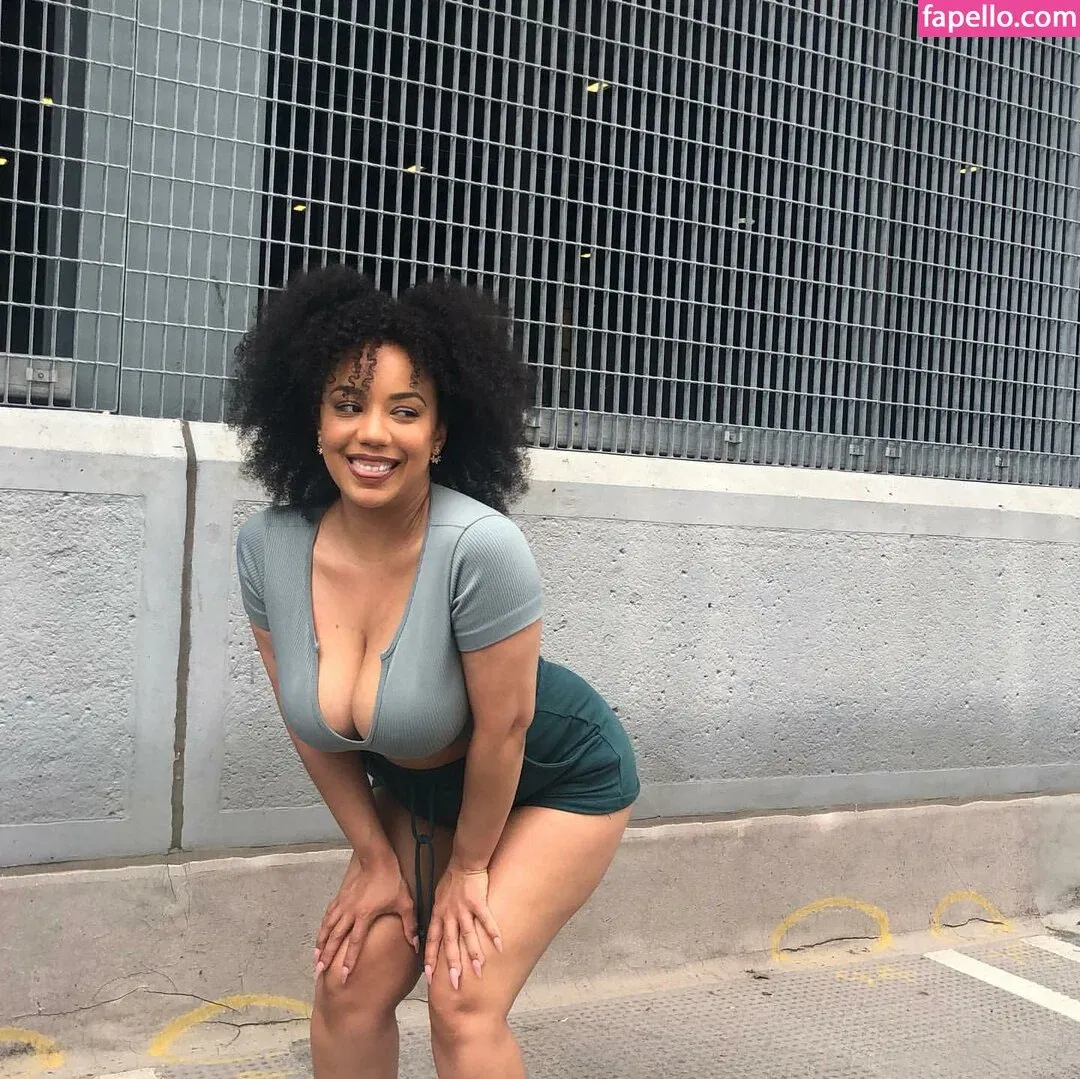 Feelinfree / Riddim Rida / faceyterri Onlyfans Photo Gallery 