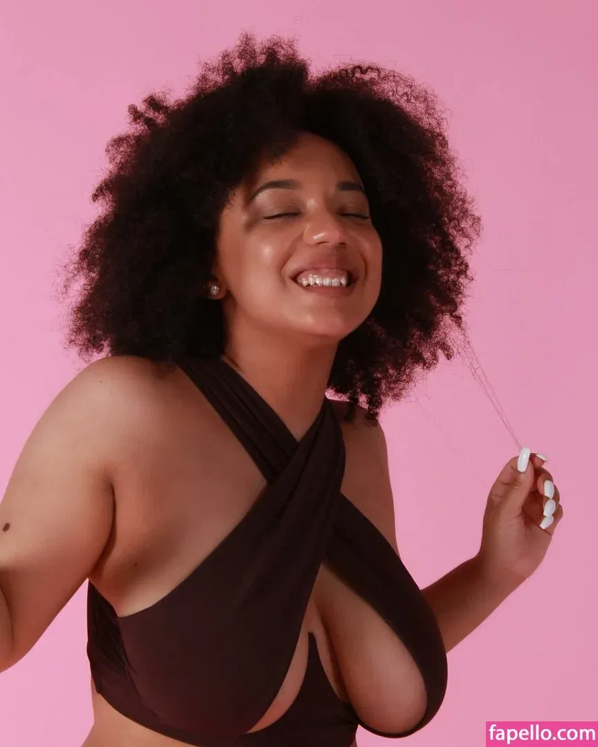 Feelinfree / Riddim Rida / faceyterri Onlyfans Photo Gallery 