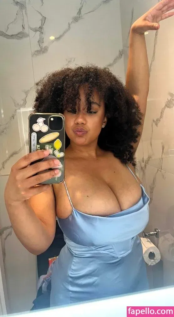 Feelinfree / Riddim Rida / faceyterri Onlyfans Photo Gallery 