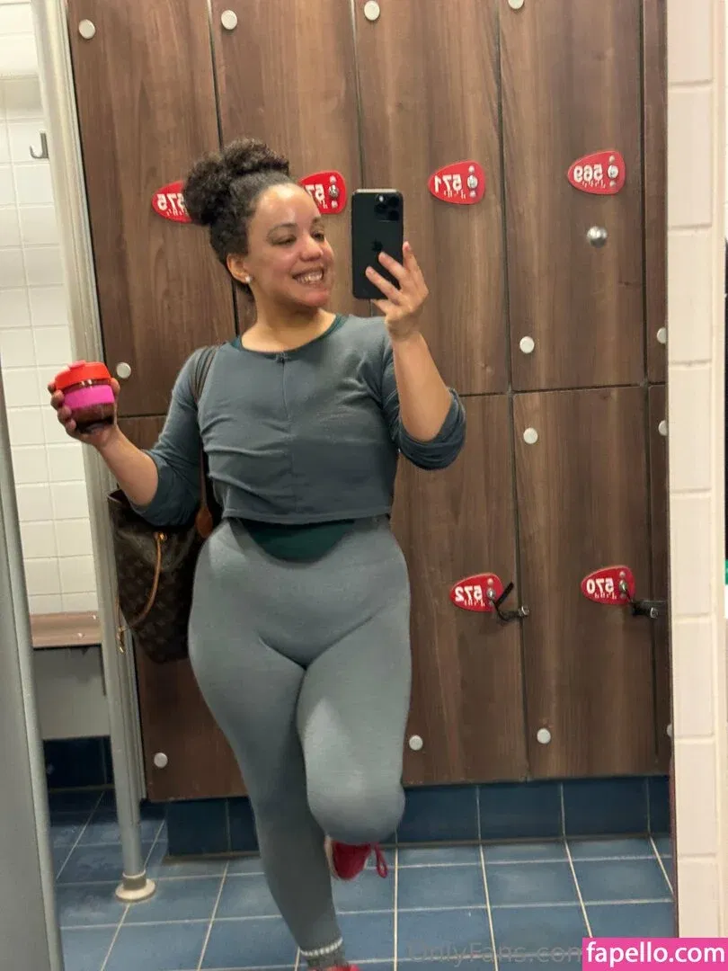 Feelinfree / Riddim Rida / faceyterri Onlyfans Photo Gallery 