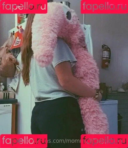 mommymilktruck / mommymilktruckfree Onlyfans Photo Gallery 