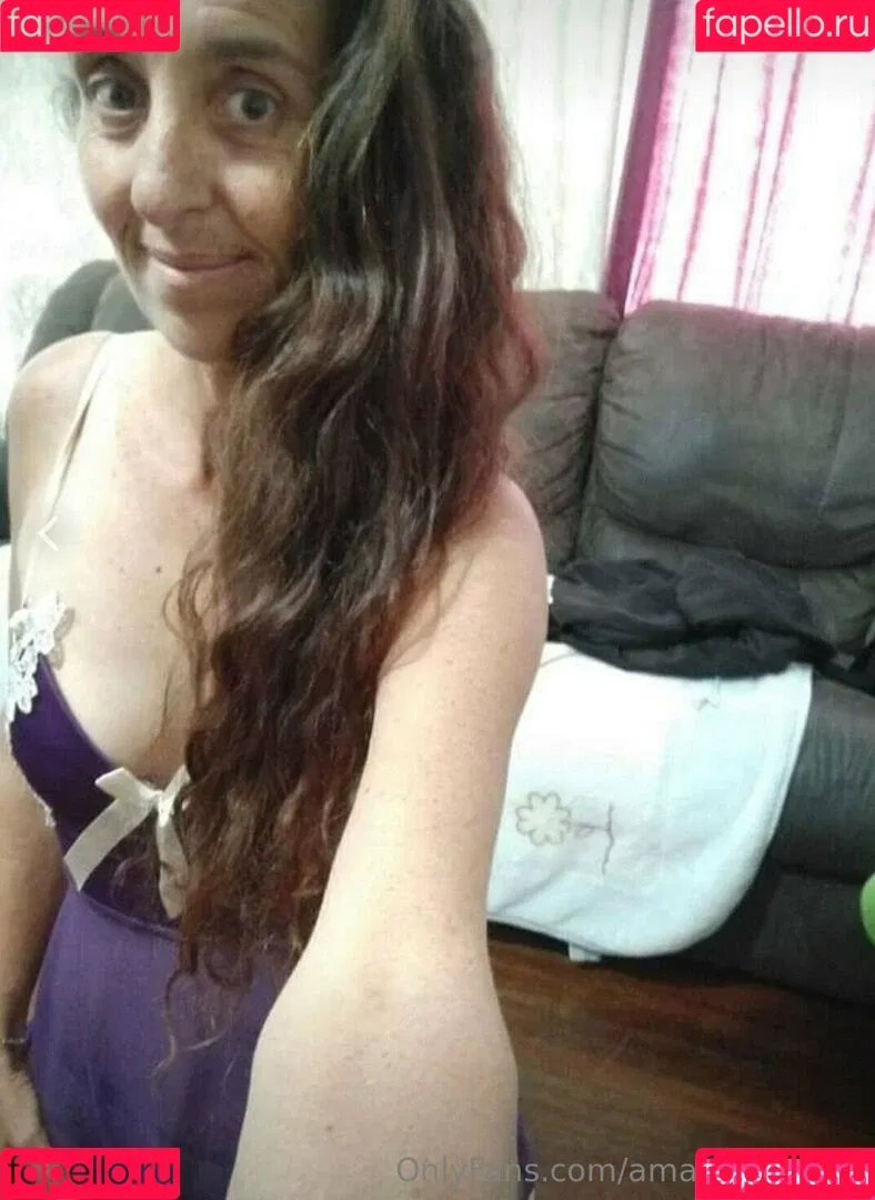 Sarahsbutton / amateuraussie / aussarah1 / crunchymoist Onlyfans Photo Gallery 