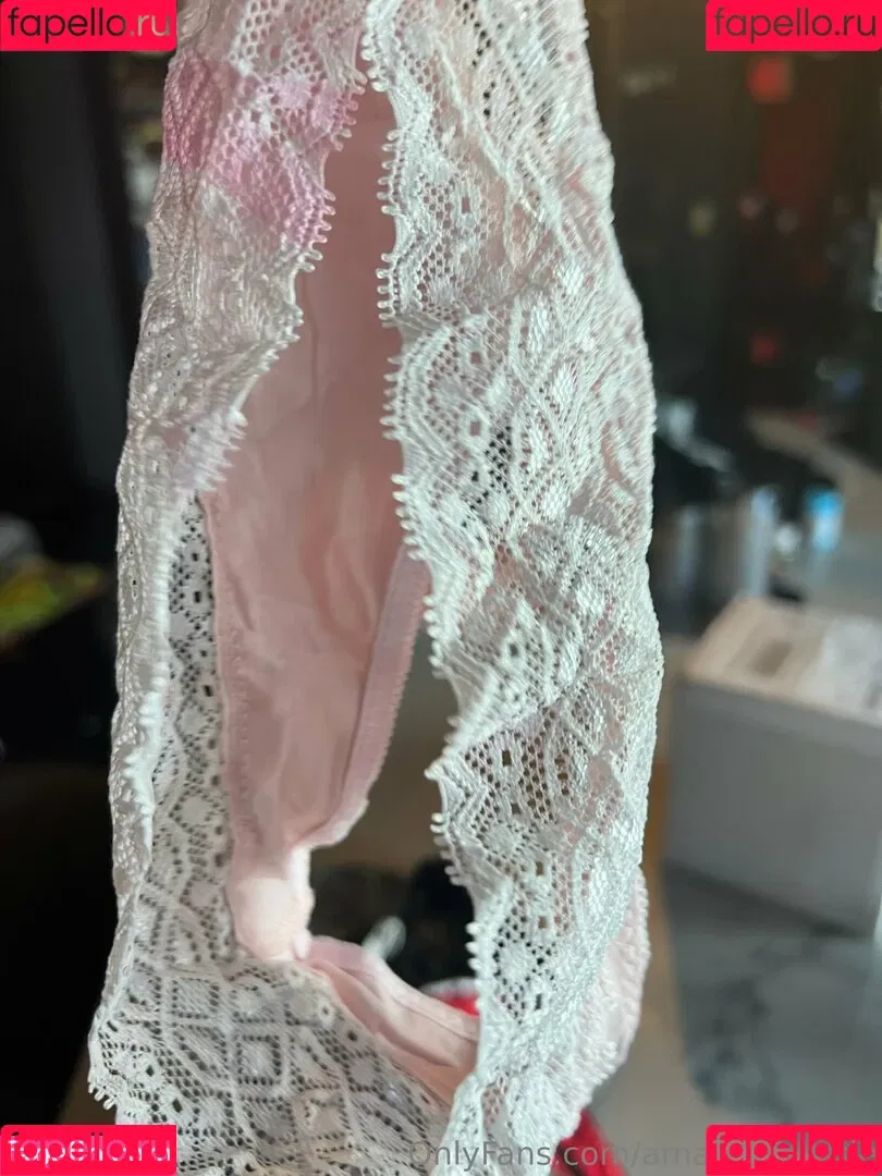 Sarahsbutton / amateuraussie / aussarah1 / crunchymoist Onlyfans Photo Gallery 