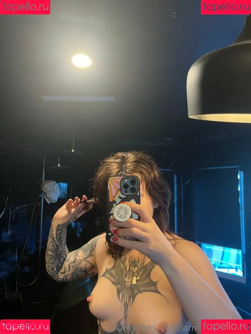 Sarahsbutton / amateuraussie / aussarah1 / crunchymoist Onlyfans Photo Gallery 