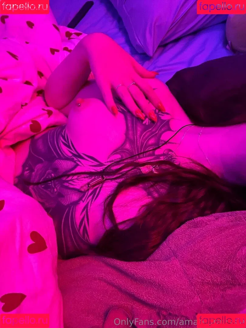 Sarahsbutton / amateuraussie / aussarah1 / crunchymoist Onlyfans Photo Gallery 