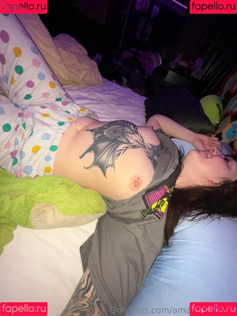 Sarahsbutton / amateuraussie / aussarah1 / crunchymoist Onlyfans Photo Gallery 