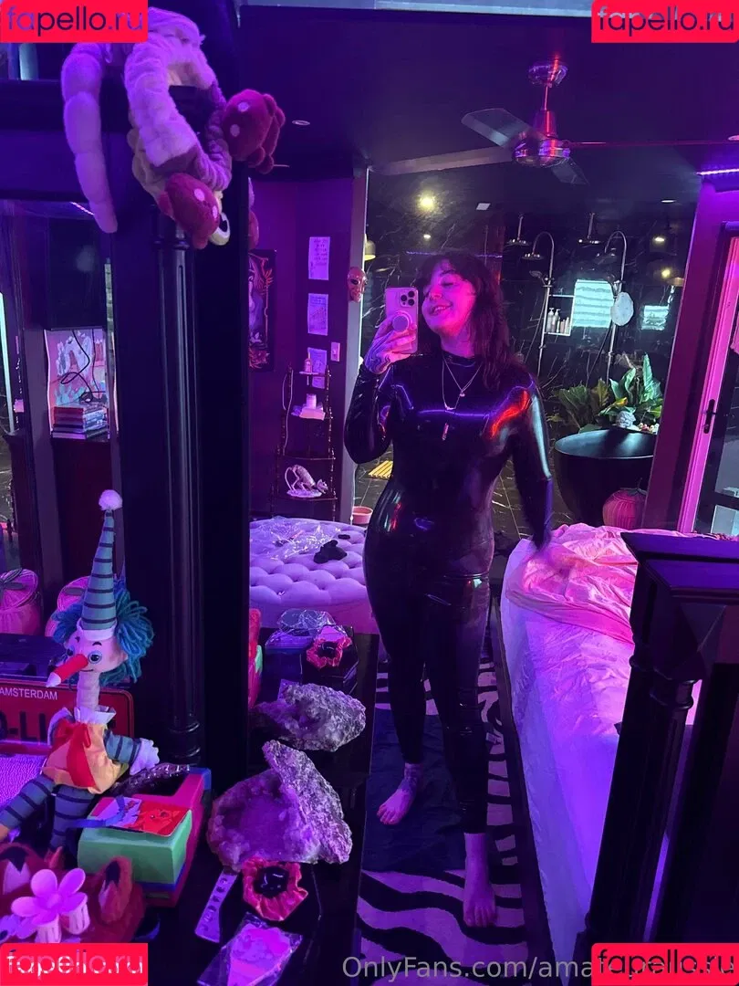 Sarahsbutton / amateuraussie / aussarah1 / crunchymoist Onlyfans Photo Gallery 