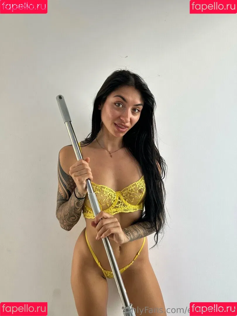 elizasereno / elizaserenoox Onlyfans Photo Gallery 