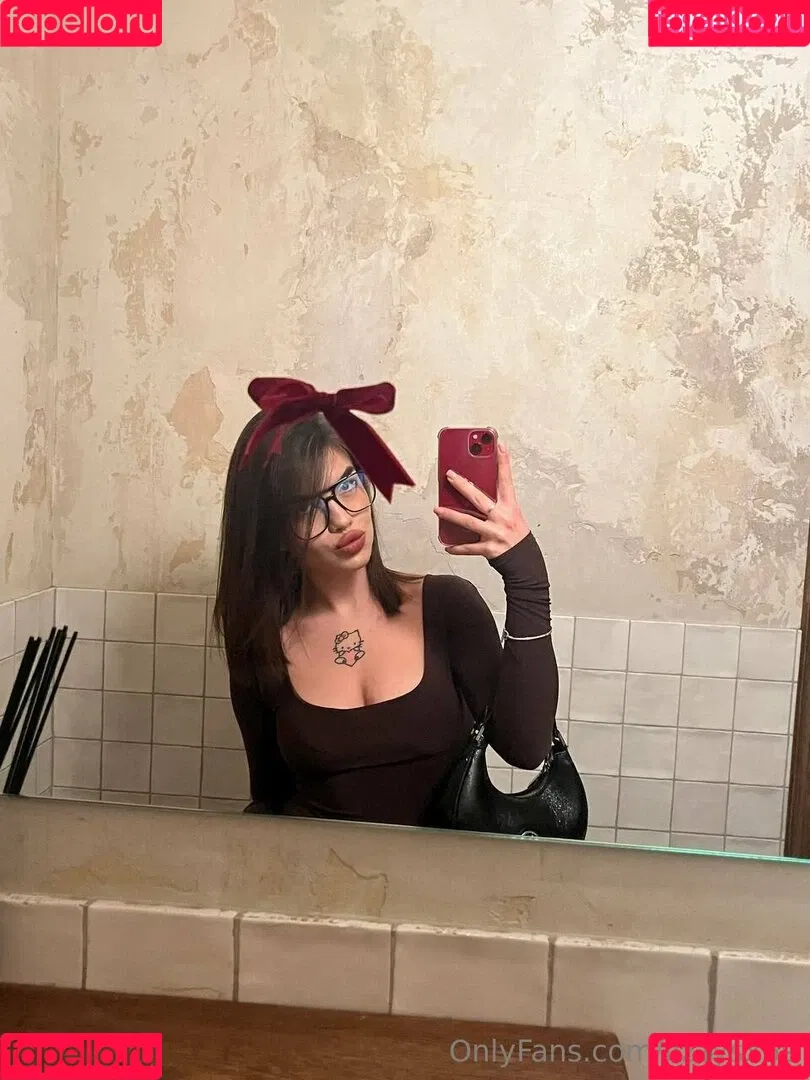 lizzymusi / lizzysx69 Onlyfans Photo Gallery 
