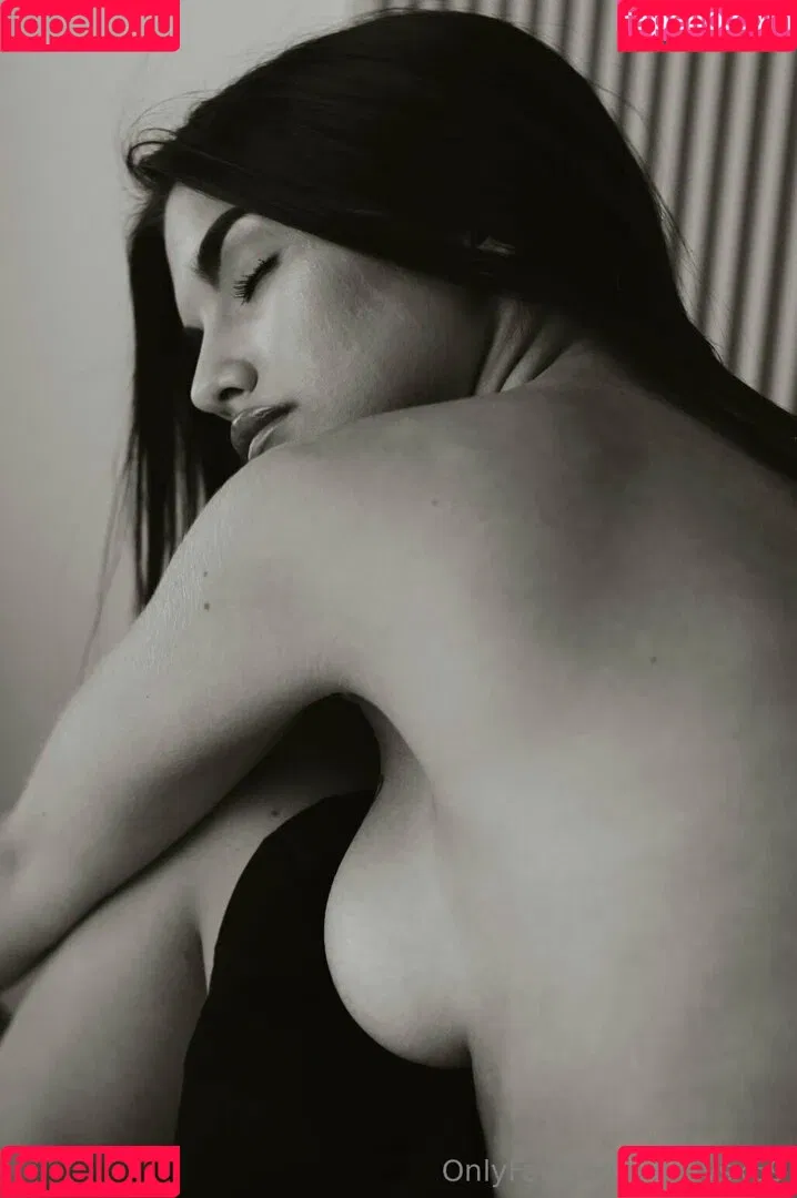 lizzymusi / lizzysx69 Onlyfans Photo Gallery 