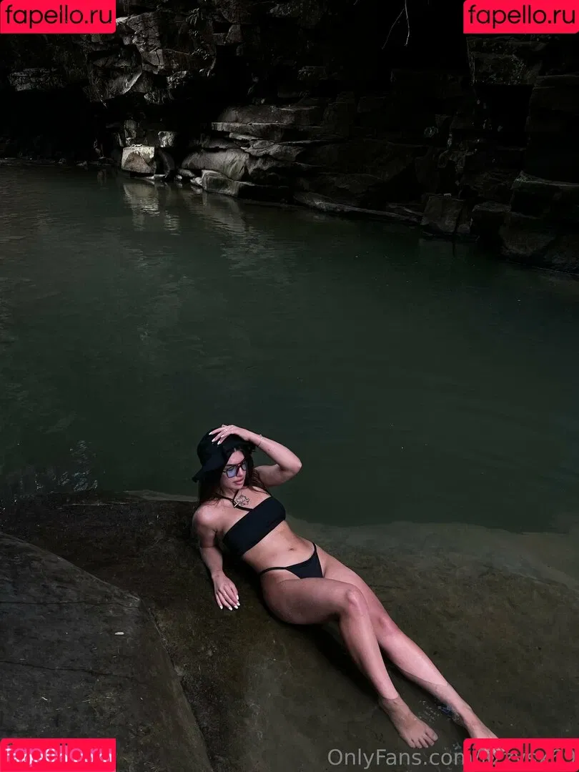 lizzymusi / lizzysx69 Onlyfans Photo Gallery 
