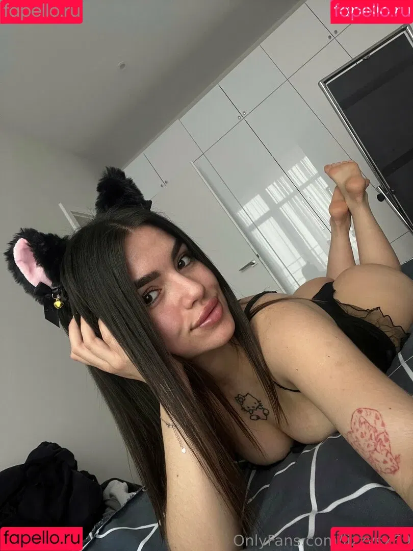 lizzymusi / lizzysx69 Onlyfans Photo Gallery 