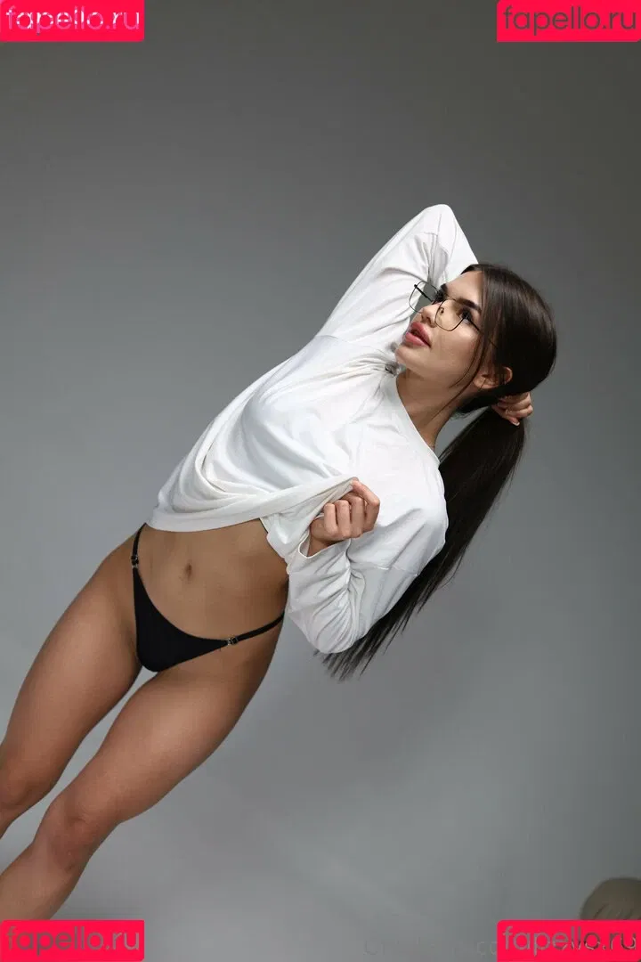 lizzymusi / lizzysx69 Onlyfans Photo Gallery 