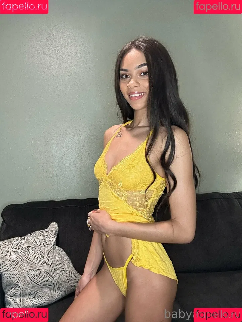 babyalinakay / theplayroom4329 Onlyfans Photo Gallery 