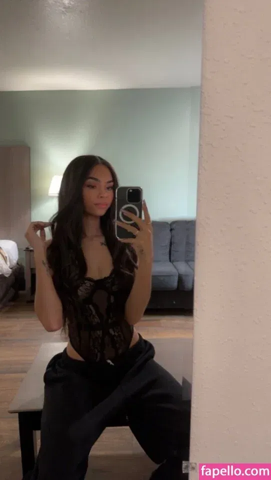 babyalinakay / theplayroom4329 Onlyfans Photo Gallery 