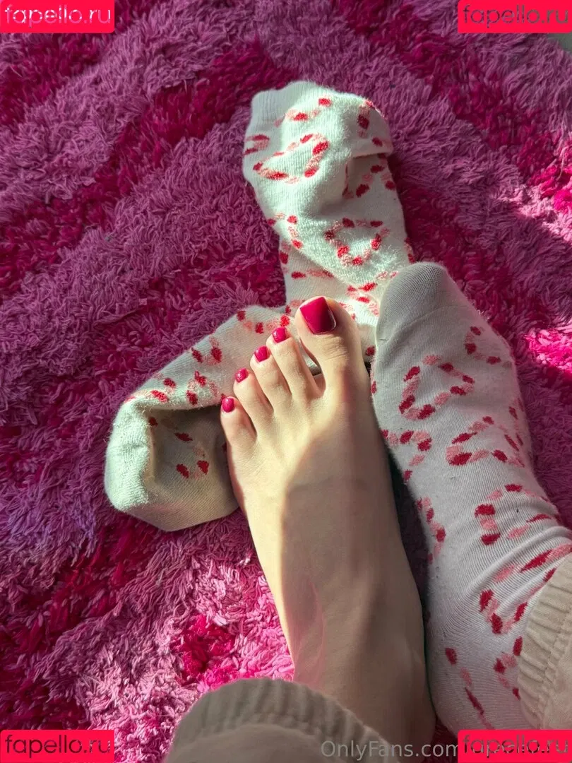 grecefeet / grecesweetft Onlyfans Photo Gallery 