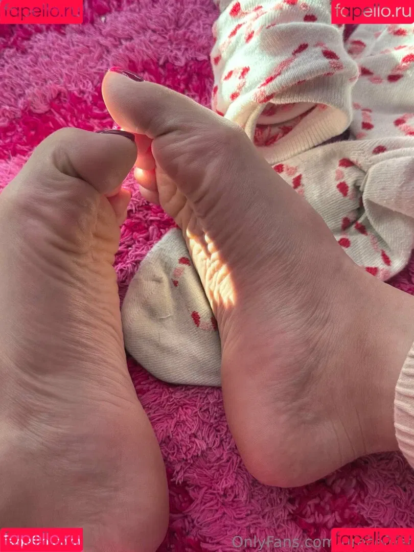 grecefeet / grecesweetft Onlyfans Photo Gallery 