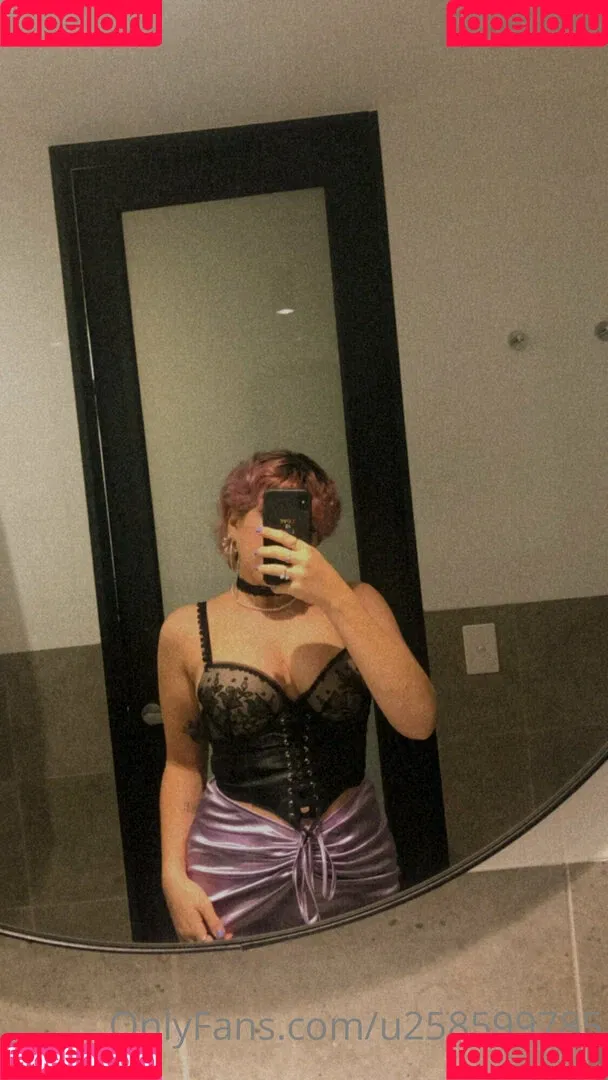azramedea / azramian Onlyfans Photo Gallery 